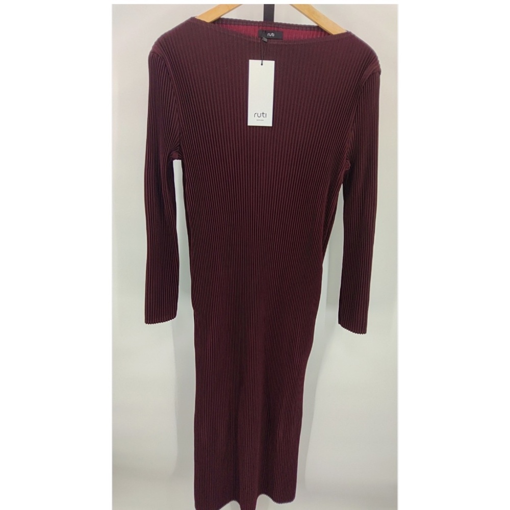 Ruti Gallery Plisse Pleated Dress in Merlot - NWT - sz S/M